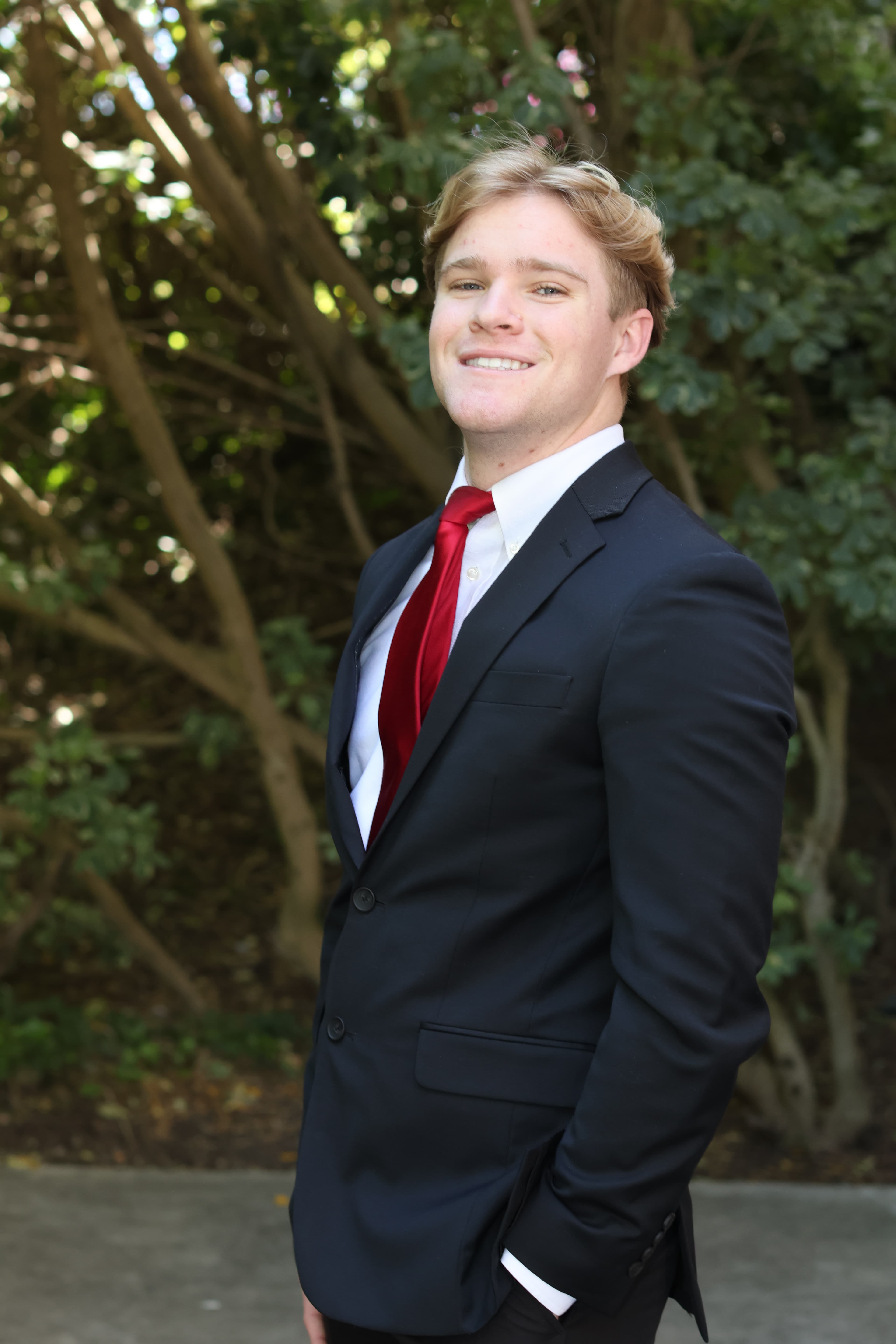 Garret Reynolds headshot