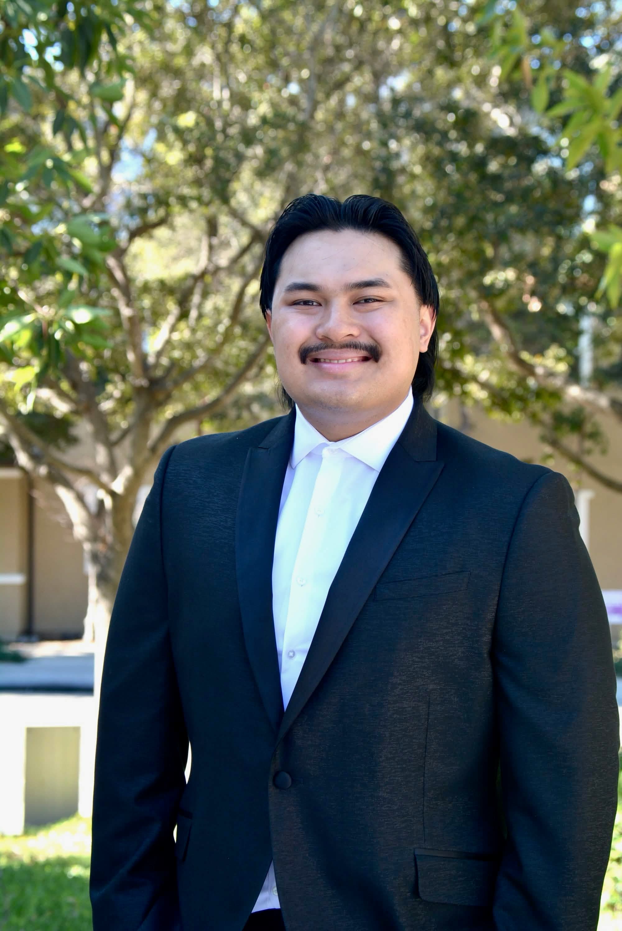 Matthew Colada headshot